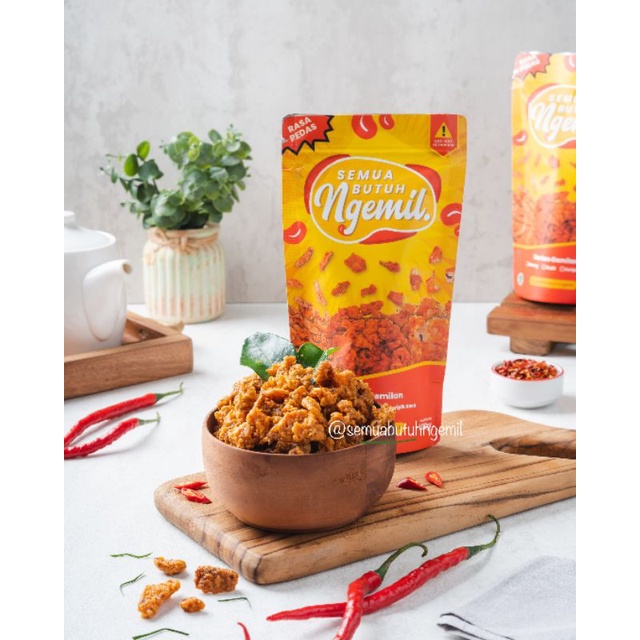 

Kulit ayam Crispy pedas daun jeruk