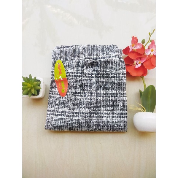 ROK SPAN KNITTED rok tartan panjang span rok kotak kotak panjang span rok kekinian panjang fashion muslim rok kekinian remaja rok kekinian wanita rok span panjang rok gaul cewek keren rok gaul wanita panjang rok terbaru wanita-Putih1 kantong