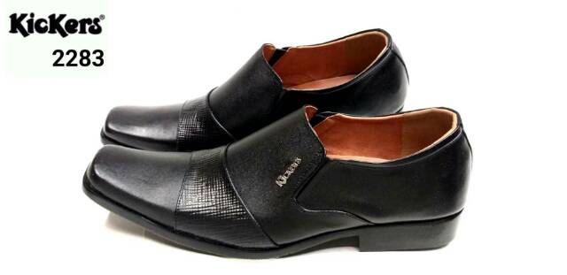 SEPATU KANTOR KULIT ASLI KICKERS IMPORT