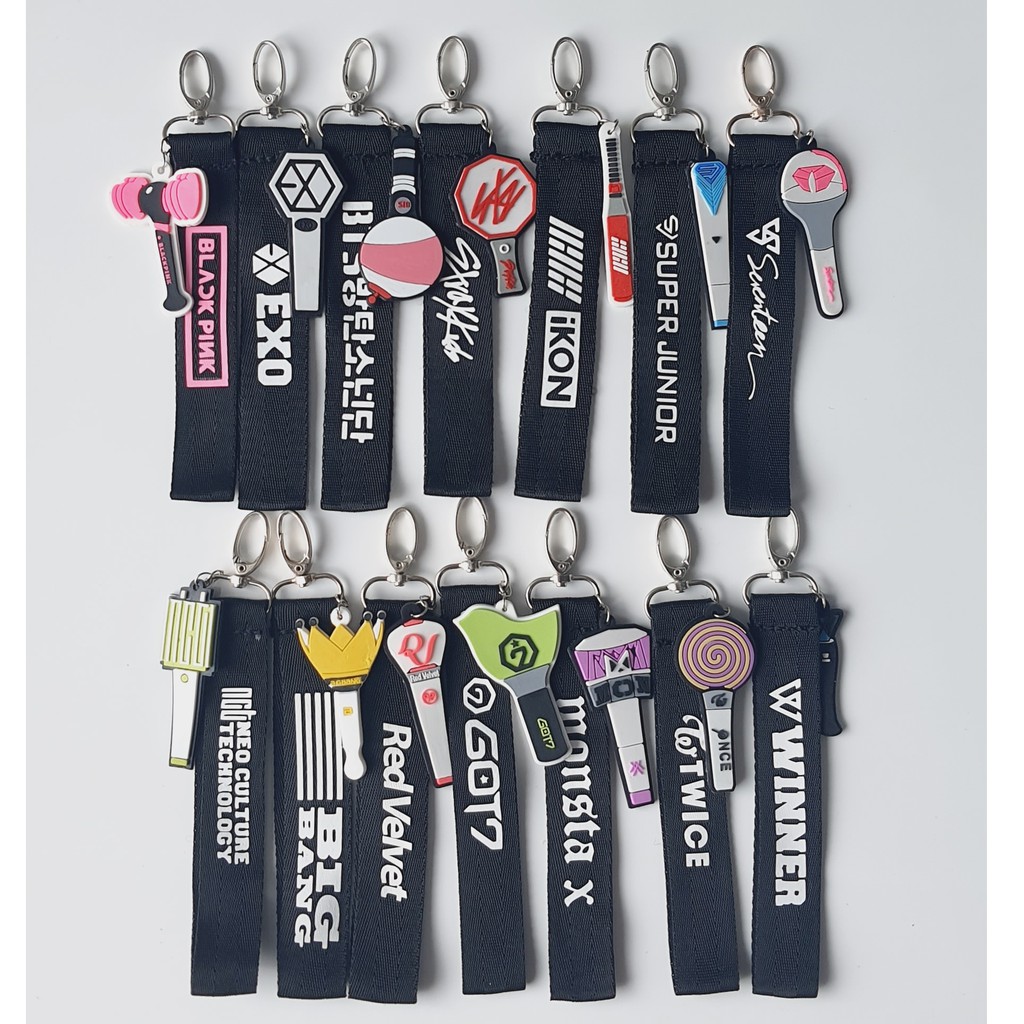 SUPER JUNIOR SEVENTEEN BIGBANG GOT 7 EXO BTS BLACKPINK TWICE WANNA ONE LANYARD KEYRING KEYCHAIN KPOP