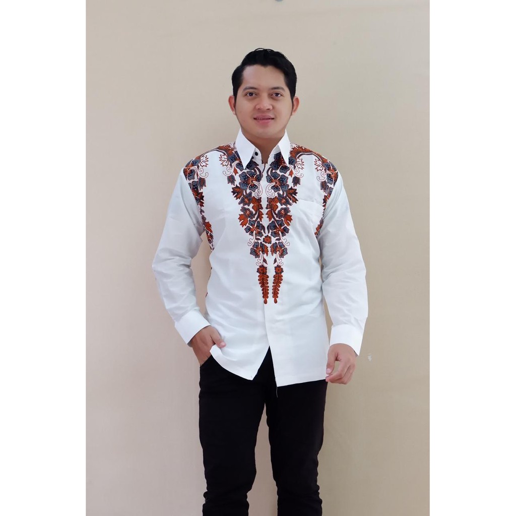 Jayanegara KEMEJA BAJU BATIK PRIA SOLO LENGAN PANJANG FULL FURING KATUN HALUS VIJAY ALDIANSYAH WEDANTAPINUSPEN KALAWANGSA COLET  JIWAMUDA  NATAWIJAYA PROBOSETO SUMISIK MACAN NAGA MERAH SEJAGAD DANURDARA SAWUNG SAR SEKAR PEKEN KAMANDANU BATIK SOLO AMANAH