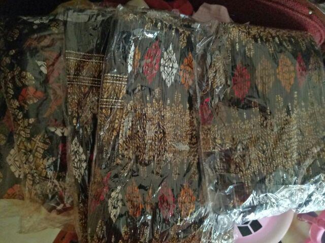 Couple Kemeja Batik Ferdy  Pendek,tannisa Collection