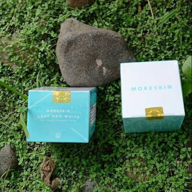 MORESKIN SOFT AND WHITE