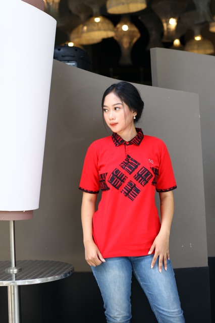 Loyal Kaos Polo Batik Merah Modern Wanita M L XL XXL