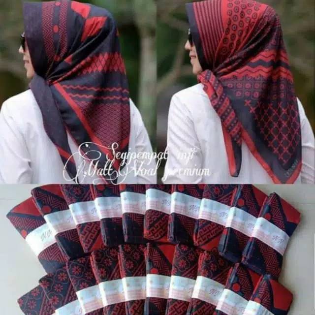 Hijab Denay Inji Merah Hitam Jilbab Segi Empat Voal Motif Terbaru