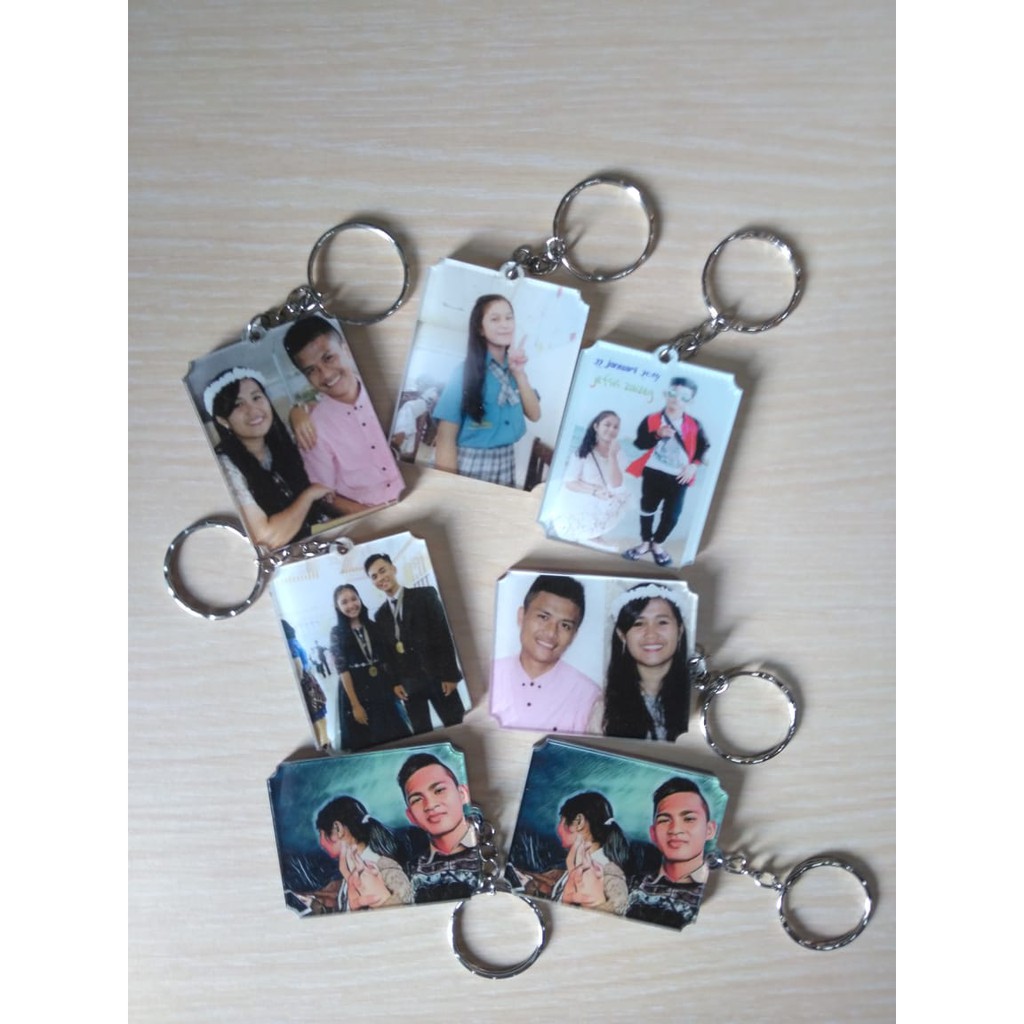 Ganci Acrylic Akrilik Persegi Bulat / Gantungan Kunci Foto Custom