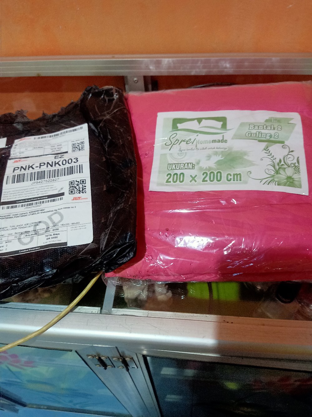 Sprei Polos Emboss Size 120x200, 160x200, 180x200, 200x200