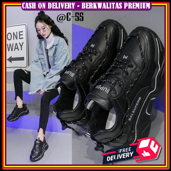 Sepatu Sneakers Wanita Cewek Cewe Perempuan Remaja Dewasa Srs Snekers Impor Import Lokal Local Kasua