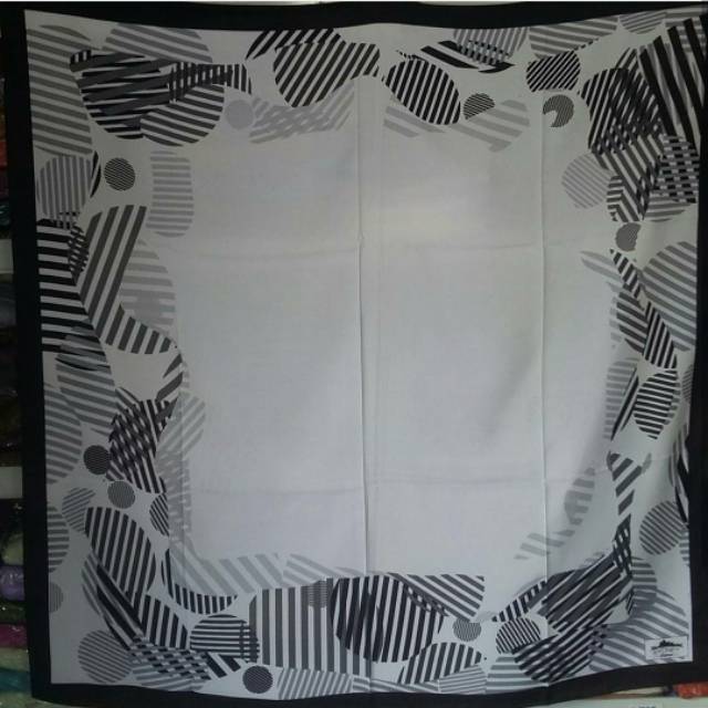 Jilbab segi 4 sidney by dafanya scarf