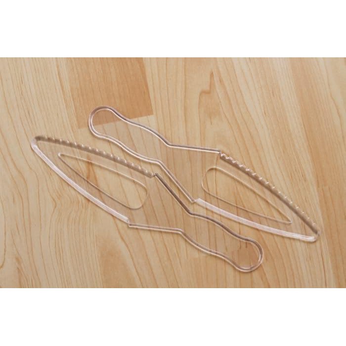 Pisau Kue Ulang Tahun Bening