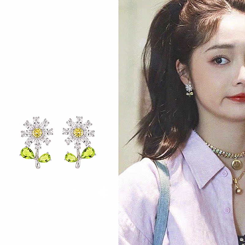 Anting Tusuk Desain Ranting Bunga Hias Zircon Gaya Korea / Simple Berkilau Untuk Wanita