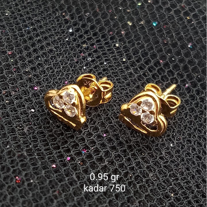 Anting Emas 17K - 0.95 gr Kadar 750 - 1643