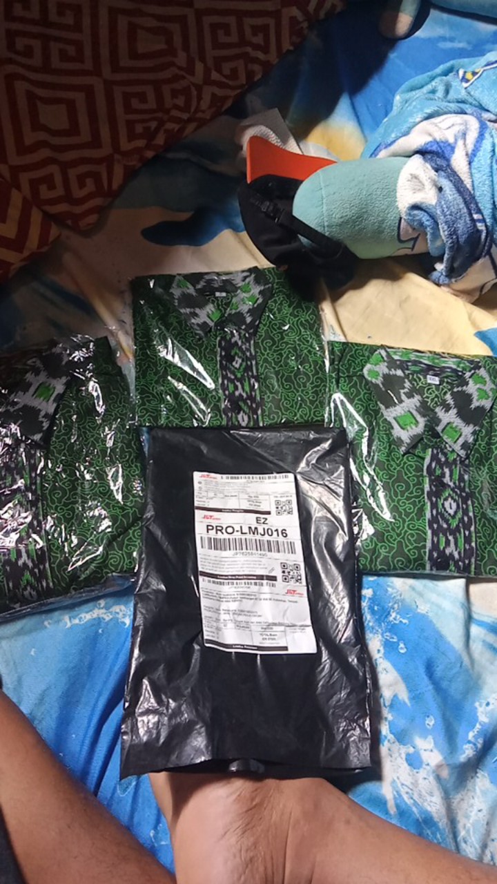 Couple Ayah Dan Anak Batik Mega Mendung Hijau Botol
