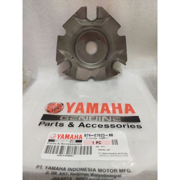 CAM / TUTUP RUMAH ROLLER YAMAHA XMAX 250 2017 - 2020 B74-E7623-00