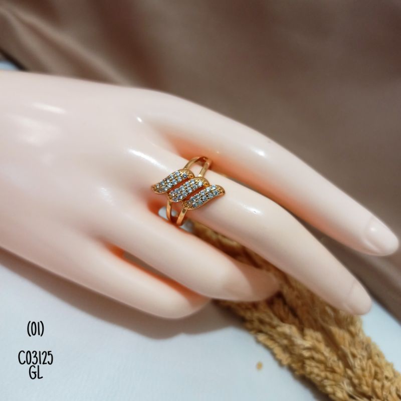 Cincin Fashion Zircon Gold C03125