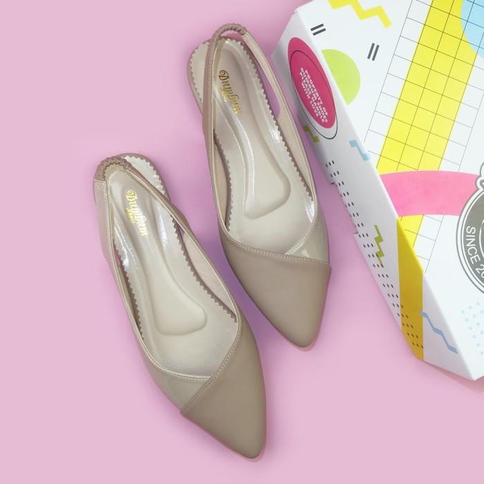 Sepatu Wanita Saviora Cream Big Size Flatshoes Jumbo 41 42 43 44