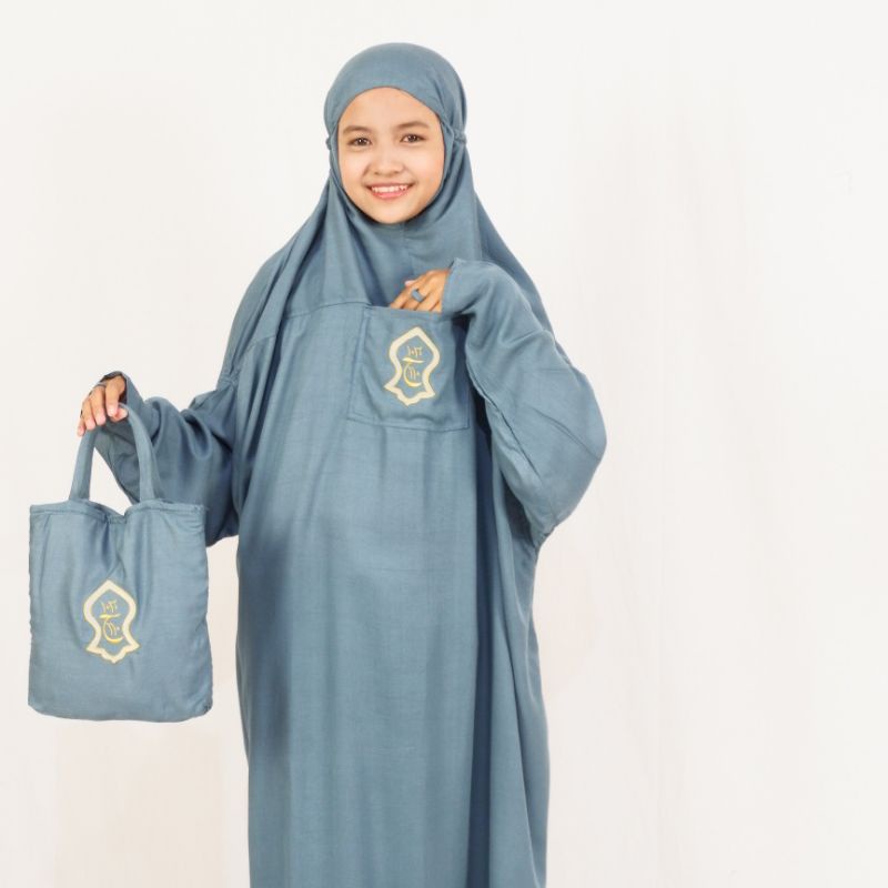 Mukena anak terusan remaja hadramaut terusan terompah polosan banyak warna mukenah Ukuran 10-16 tahun Mukenah Hitam Puith Terbaru Travel