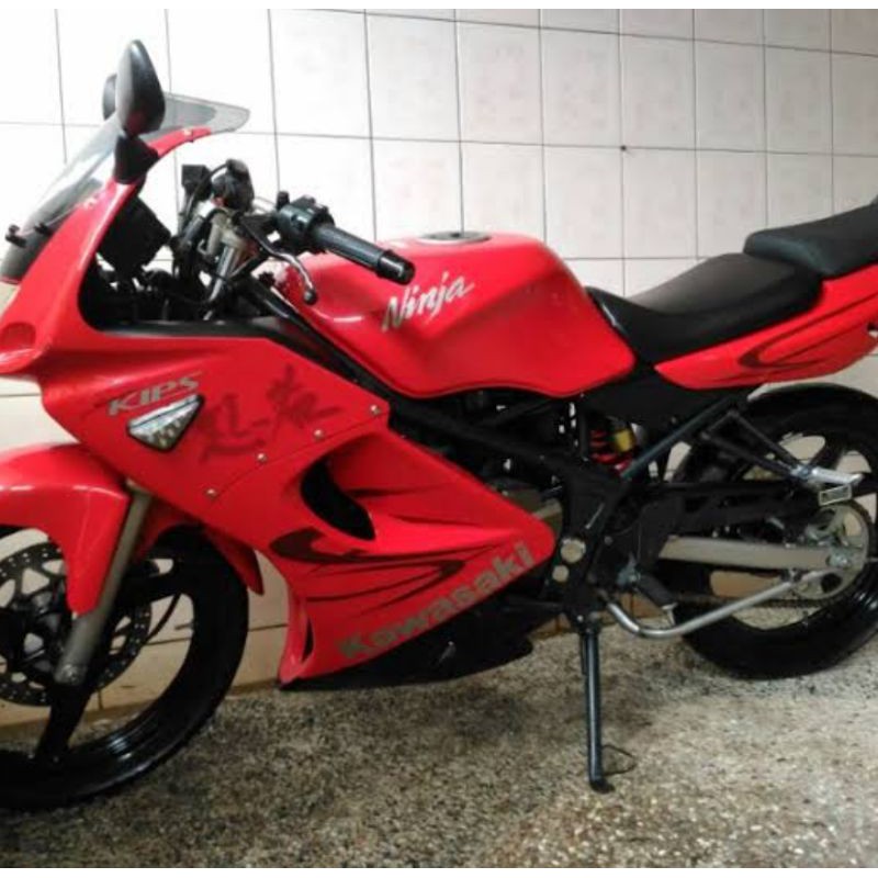 striping kawasaki ninja rr 150 old  list body standar 2011 merah