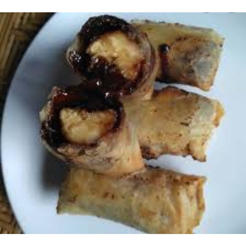 

Piscok lumerrrr chuhasa... isi 10 pcs. Enakk satuan jumbo
