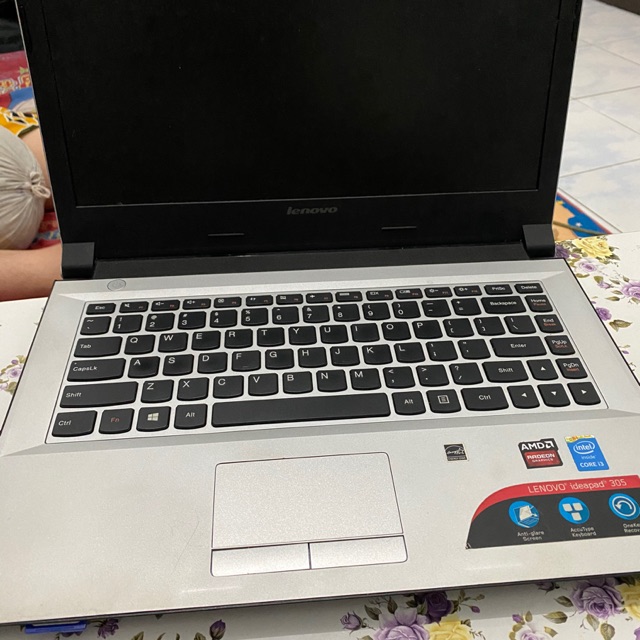 Laptop lenovo ideapad 305