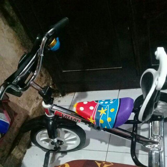  Sepeda  BMX Roda Tiga Anak Tricycle Sandaran Yoe Yoe 