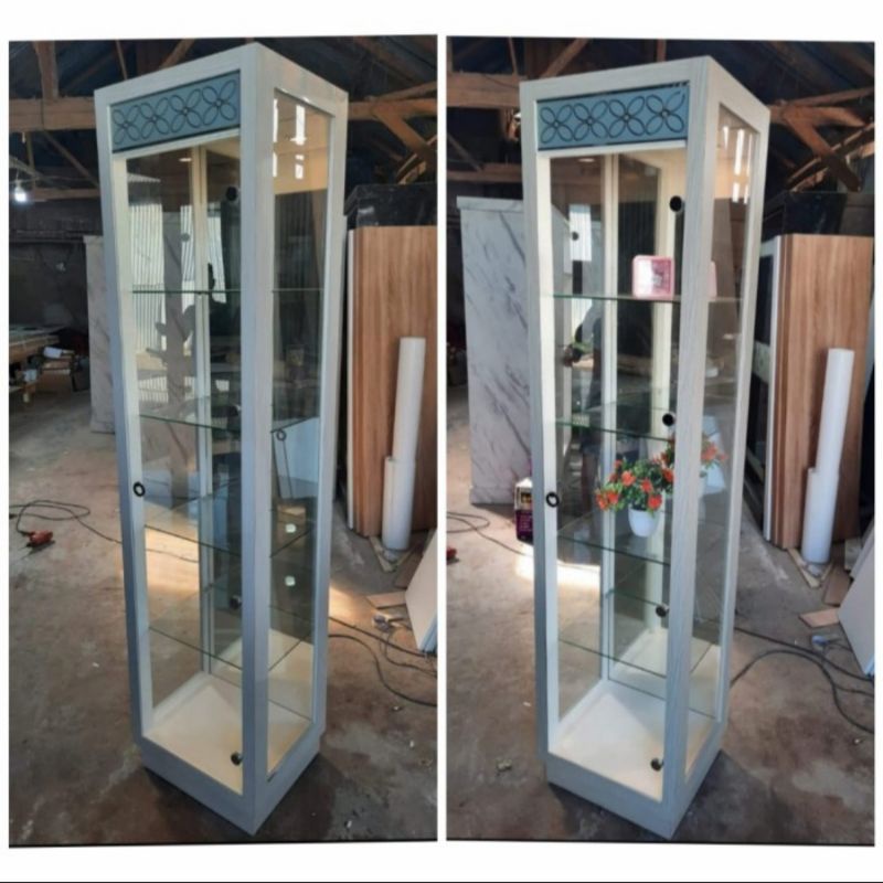 Lemari Kaca Minimalis / Lemari Pajangan Kaca / Lemari Hias