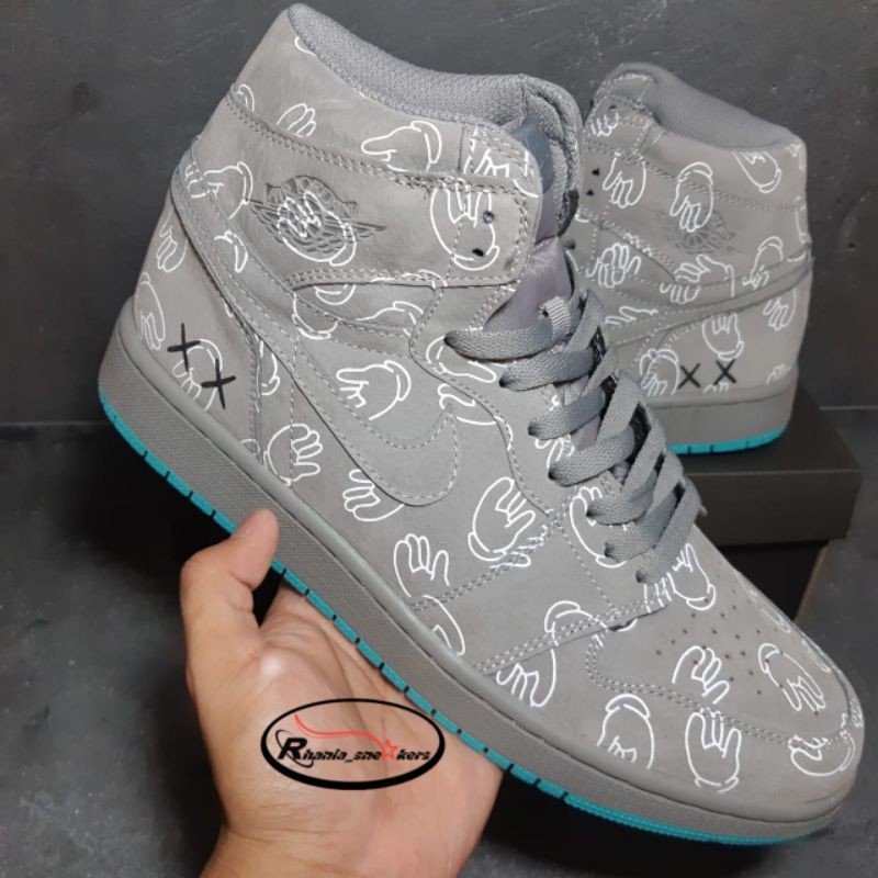 Nike Air Jordan 1 High Kaws Grey
