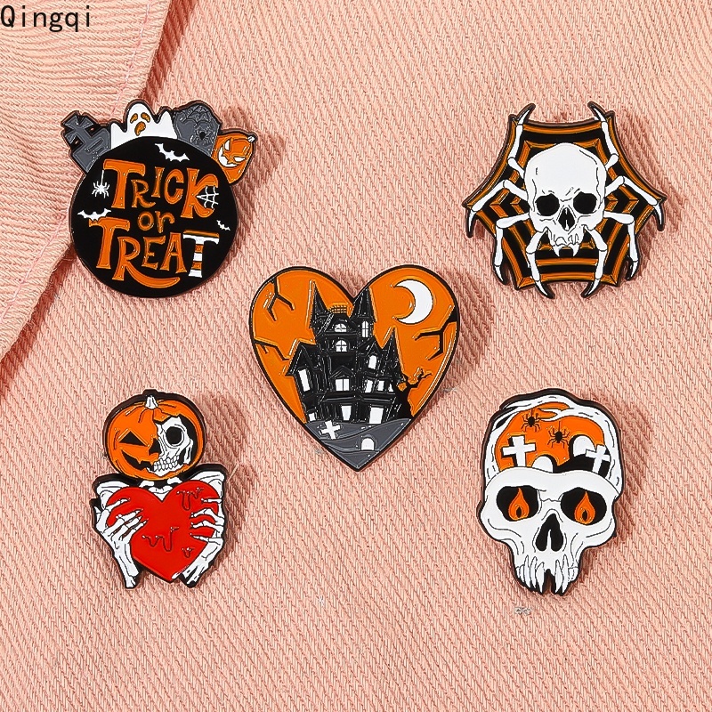 Bros Pin Enamel Desain Kartun Tengkorak Labu Halloween Untuk Anak