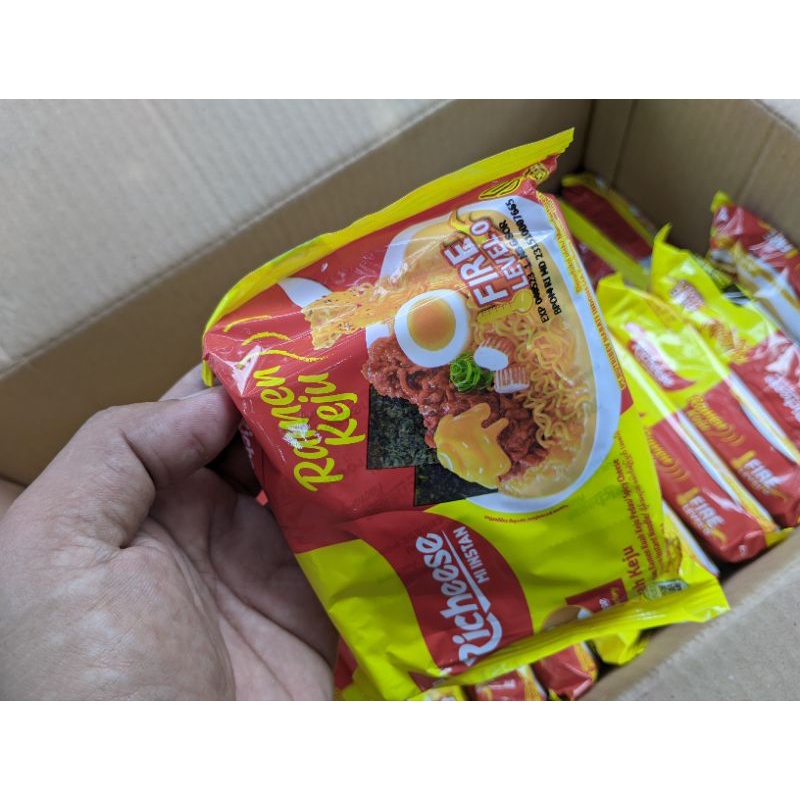 

richeese mie instan