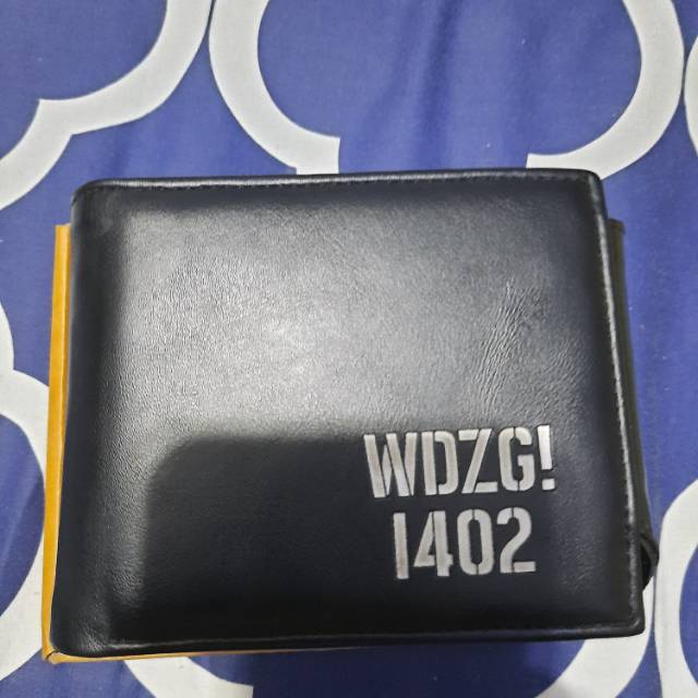 DompeT WADEZIG