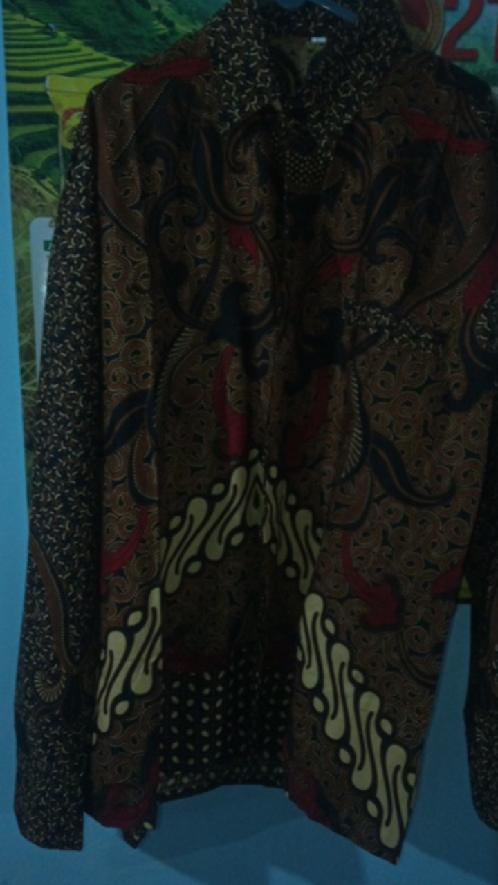 Batik Pria Slim Fit Lengan Panjang Antasena