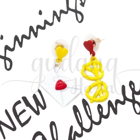 Anting Stud Kaca Mata Dan Surat Earrings Glasses And Letter GH 203619