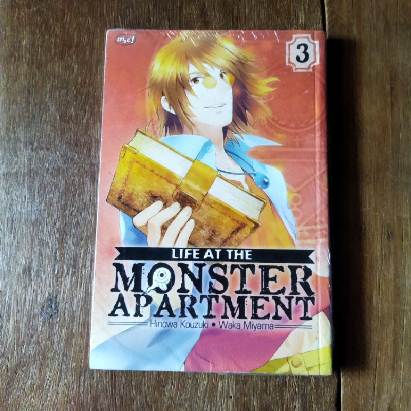 [Baru/Segel] Komik Murah Cabutan - Life at the Monster Apartment
