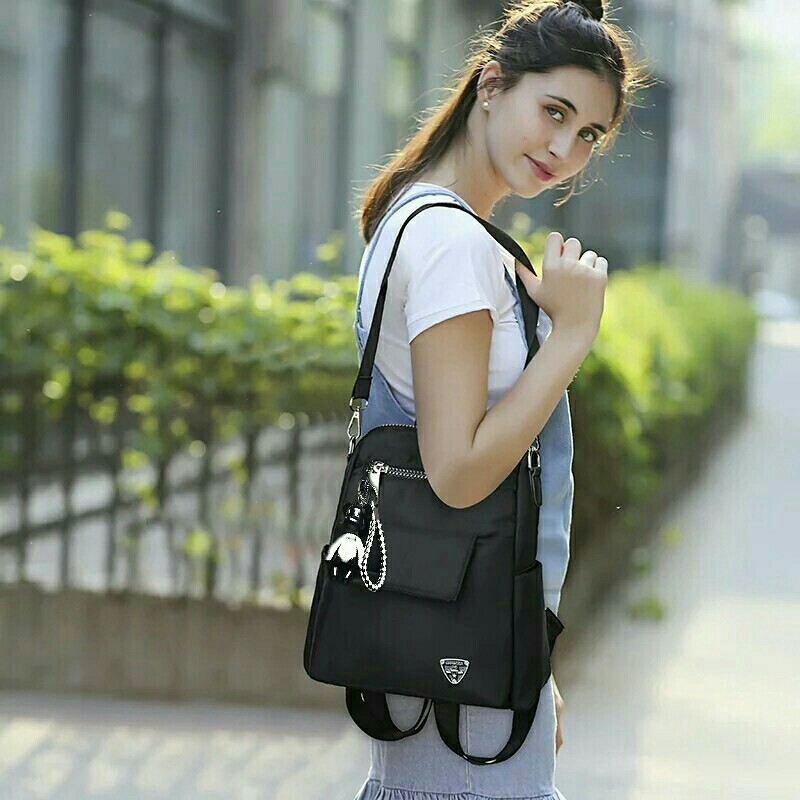 Tas Ransel Wanita Free Gantungan Warna hitam Tas Bisa Gendong dan Bisa Selempang