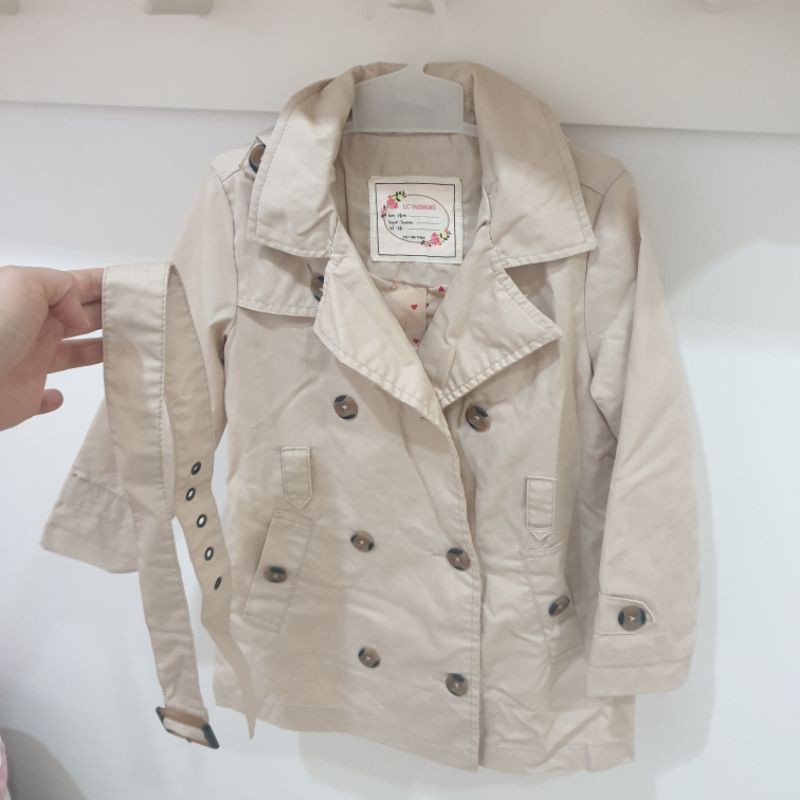 Jaket anak perempuan LC waikiki