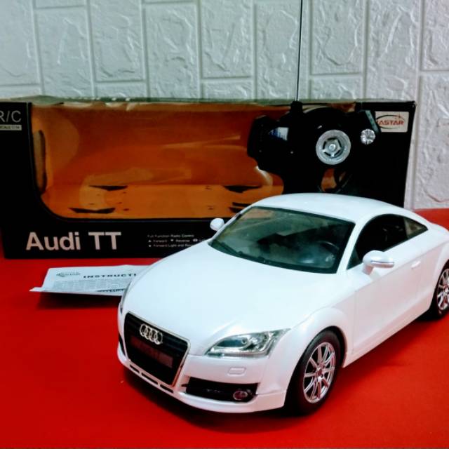 MAINAN MOBIL RC RASTAR AUDI TT 1:14