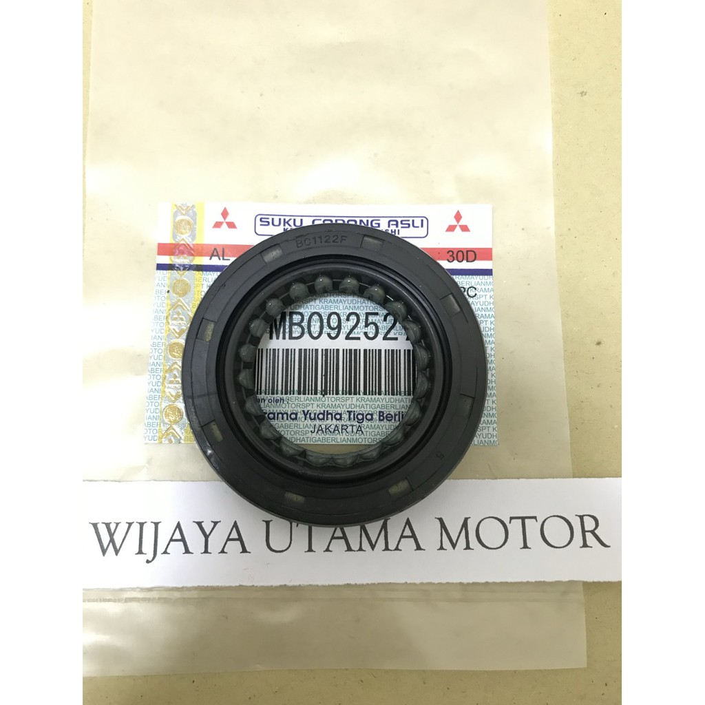 OIL SEAL INNER REAR WHEEL SIL RODA BELAKANG DALAM T120 L300