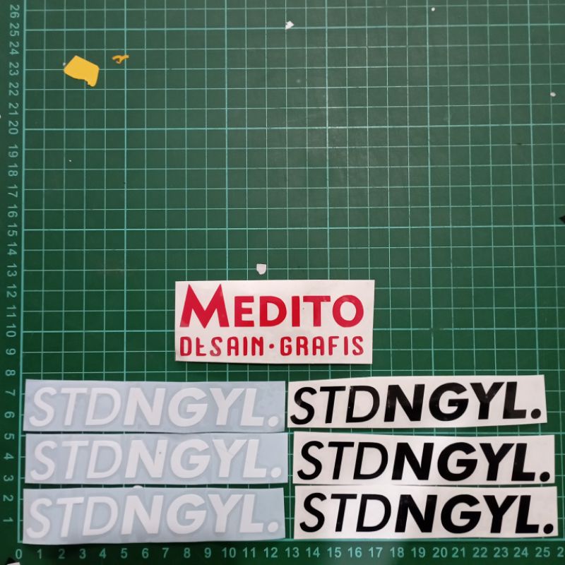 Sticker Cutting STDNGYL.