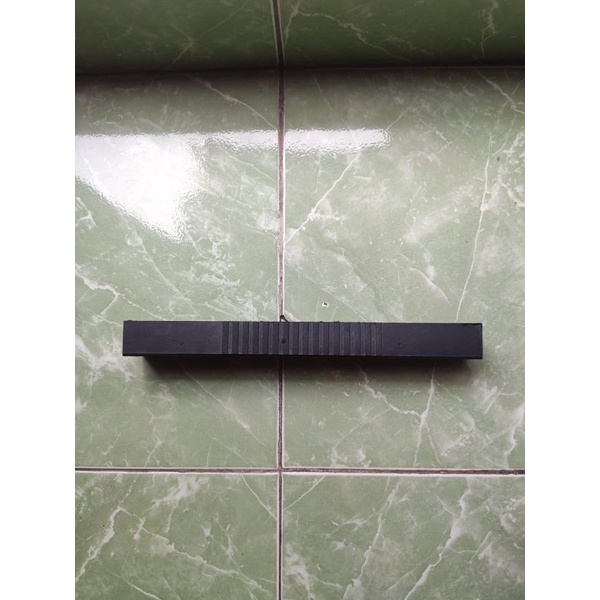 karet tangga atas panjang