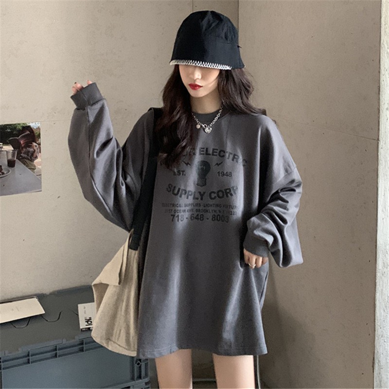 Sweater Cetak Huruf Longgar Musim Gugur Baru Untuk Wanita 2 Warna