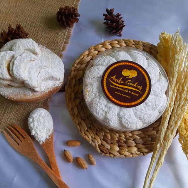 

Kue Lebaran Putri Salju