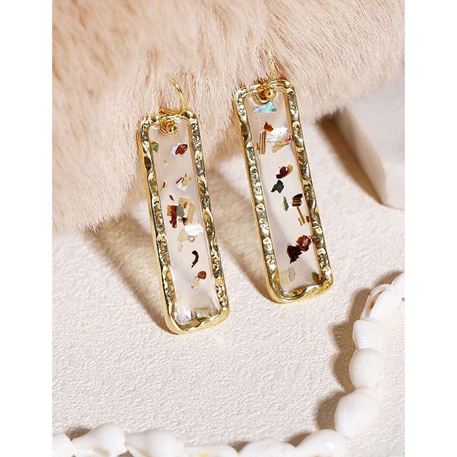 LRC Anting Gantung Fashion Gold Epoxy Sequin Geometry Earrings F96425