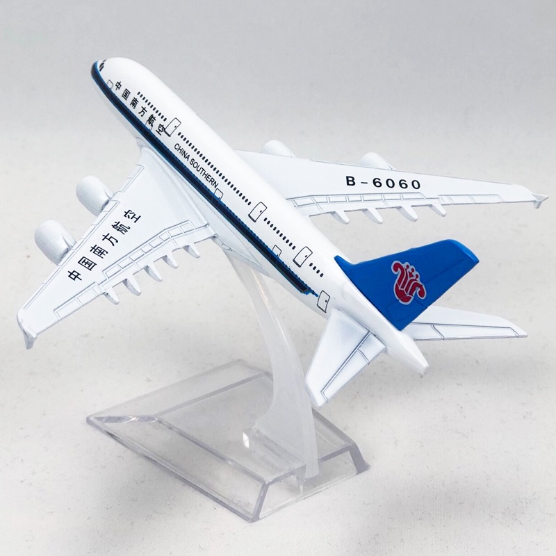 Miniatur Pesawat Terbang Airbus A380 380 Bahan Metal Ukuran 16CM Untuk Dekorasi / Hadiah