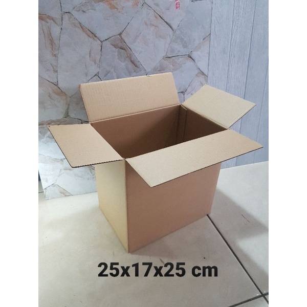 

Kardus / Box / uk. 25x17x25 cm / Karton packing polos baru ST