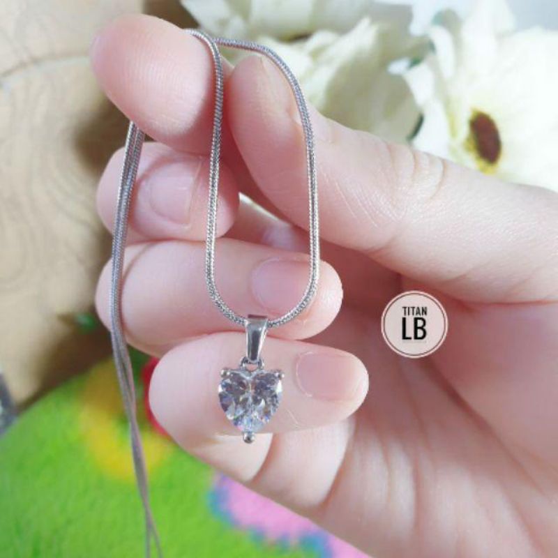 kalung titanium LV663