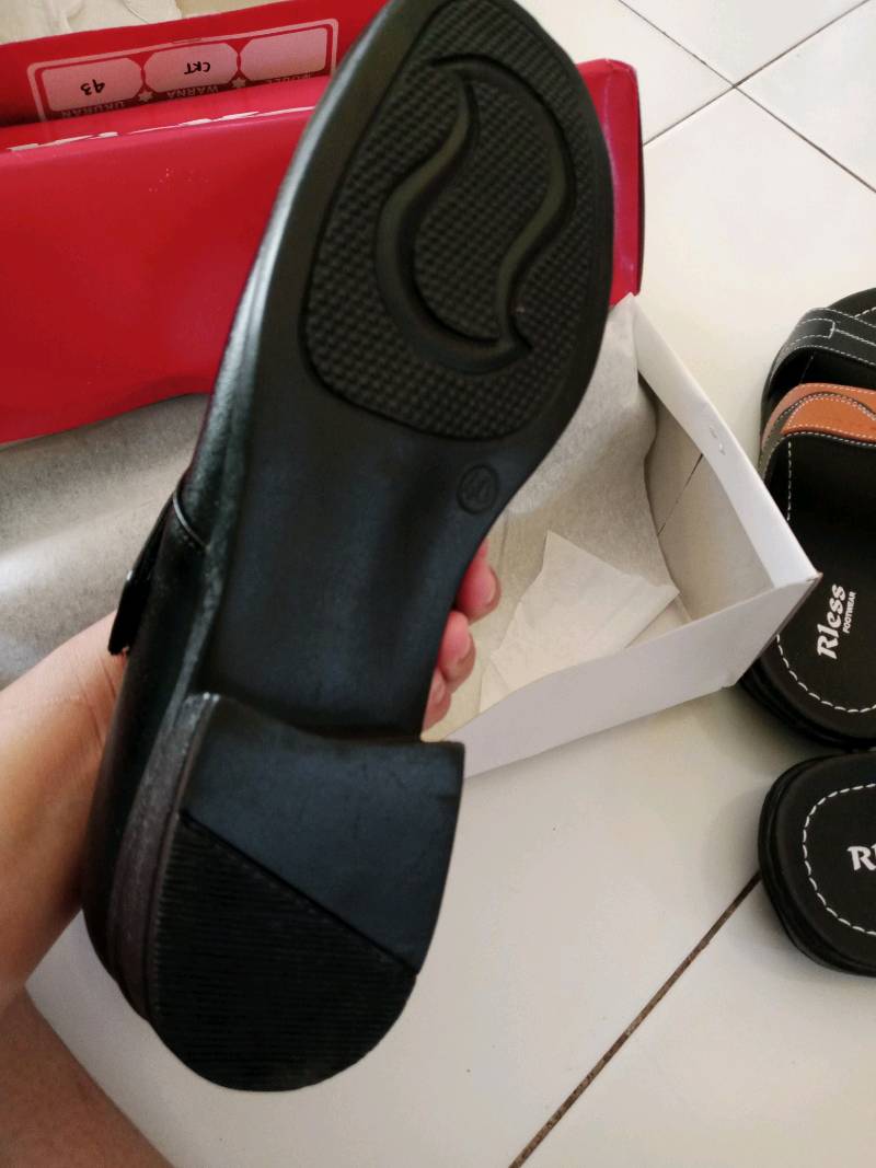 Sepatu Pantofel Wanita Kulit Asli Paskibra Kickers Wanita Sekolah