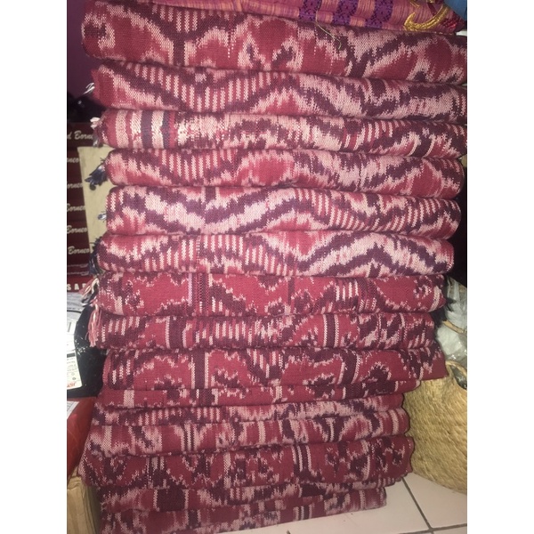 KAIN TENUN MOTIF KALIMANTAN