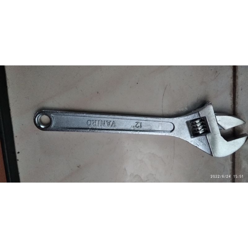Kunci Inggris 12 Inch