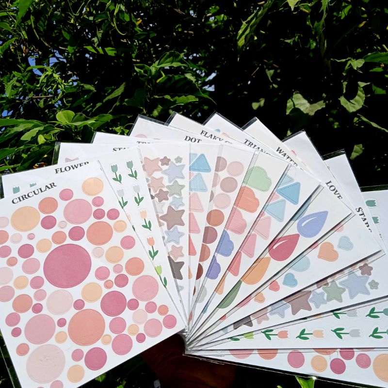 

Sticker Aesthetic Deco Stiker Jurnal Scrapbook Diary Motif Cloud Star Flower Heart