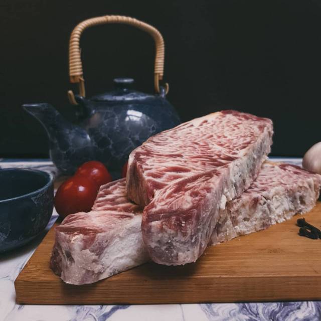 

Wagyu AUS Prime Sirloin 1kg (4 pieces)